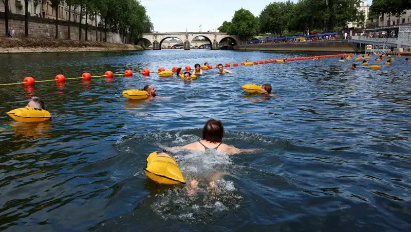 Paris’te Tarihi Bir Değişim: Seine Nehri Sonunda Halka Açıldı