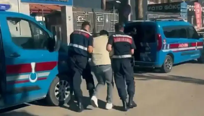 10 İlde Gerçekleşen Suç Operasyonunda 74 Gözaltı: Suç Örgütlerinin Çöküşü