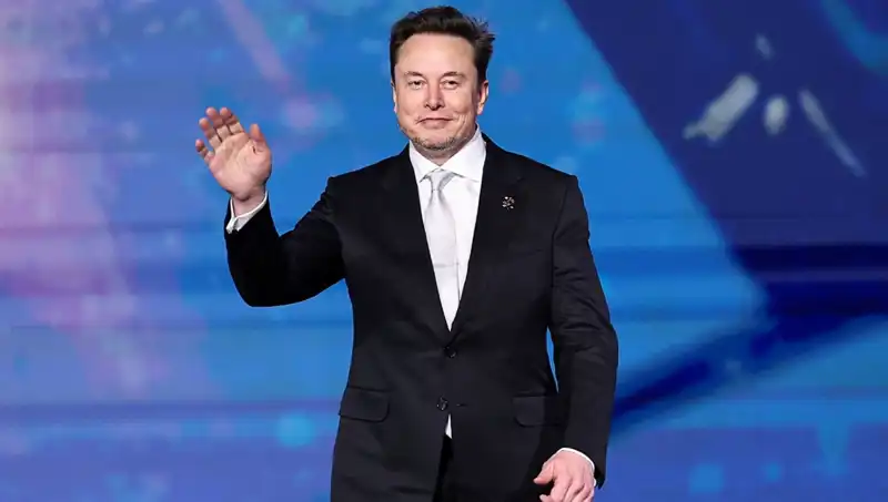 Tesla, Sıfır Emisyonlu "Canavarı" Rafa Kaldırdı: Nedenleri ve Geleceği