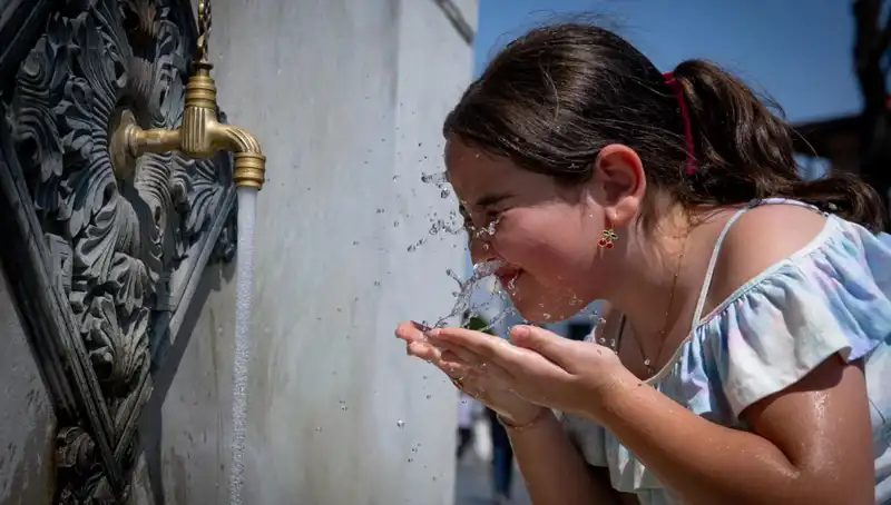 Türkiye'nin 16 Şehrinde Sıcaklık 40 Dereceyi Aştı: Yazın En Kavurucu Günleri
