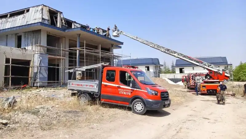 Ankara Gölbaşı'nda Villaları Tehdit Eden Yangın: Son Gelişmeler Neler?