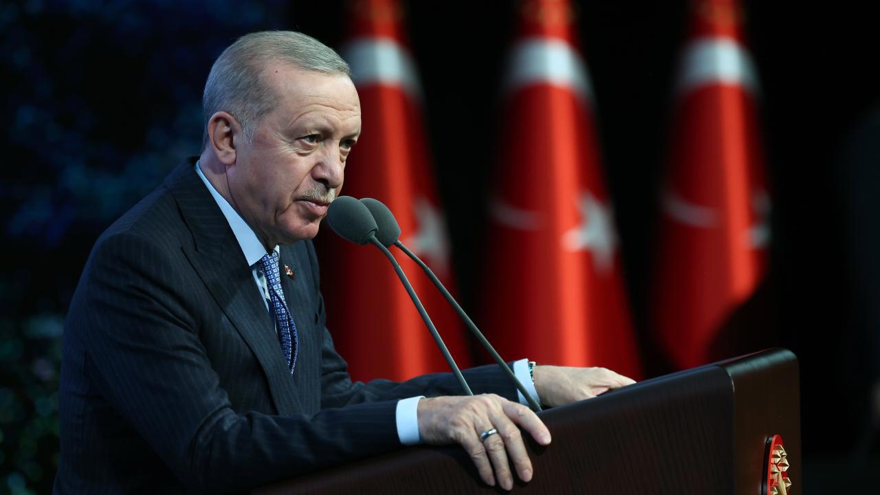 Erdoğan'dan İsrail'e Sert Tepki: "Suriye'nin Toprak Bütünlüğünü Hiçe Sayıyor"