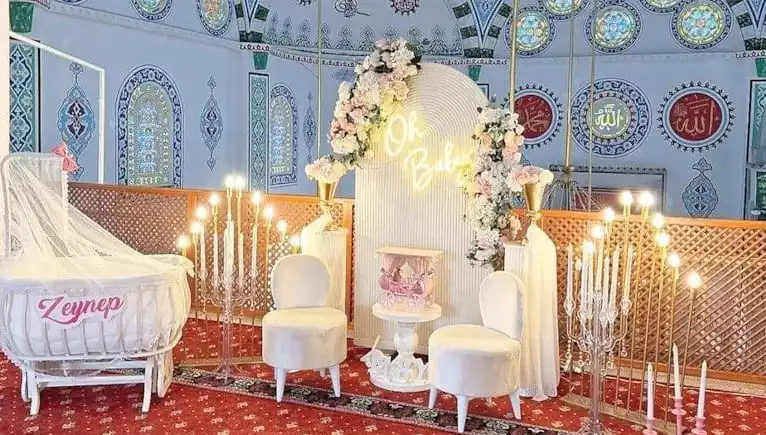 Camide Bebek Partisi Yasağı: Diyanet'in Çizgisi Neden Değişiyor?