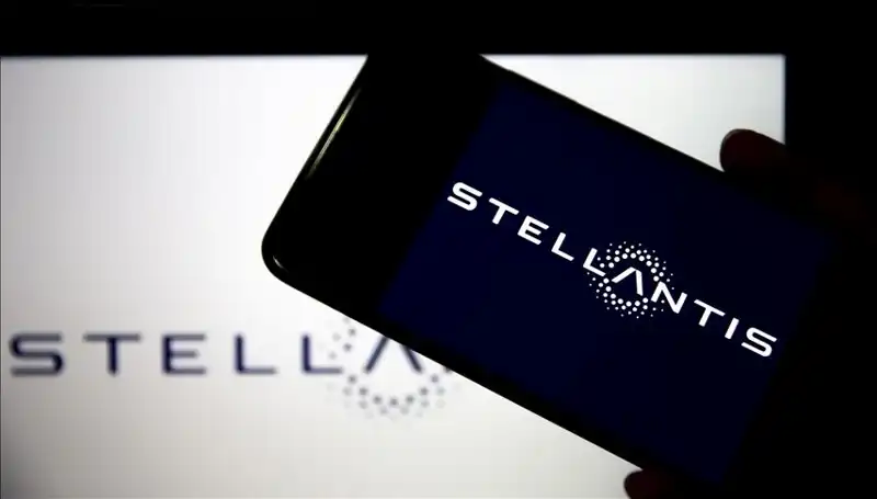 Stellantis’in Krizi: Üretim Düşüklüğü Fabrika Kapanmalarını Tehdit Ediyor