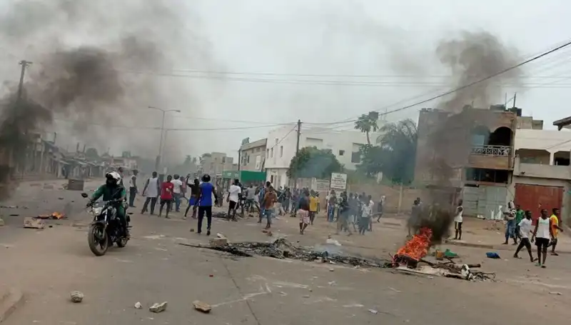 Togo'da Sarsan Protestolar: Nehirlerden 7 Ceset Çıktı