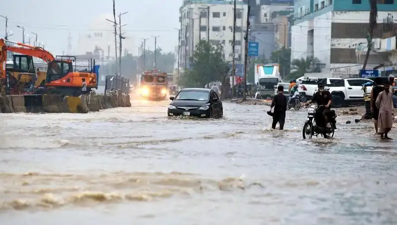 Pakistan'da Muson Yağmurları Felaketi: Ölü Sayısı 785'i Geçti