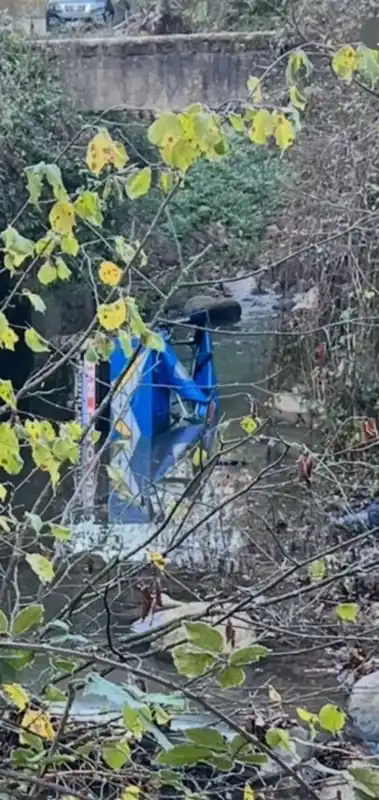 Patpat Dereye Düştü: Çiftin Hayatta Kalma Mücadelesi