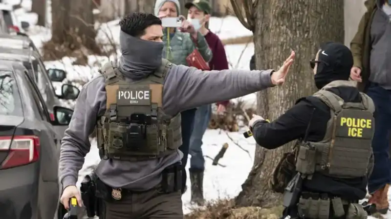 ABD Mahkemeleri ICE'ı Uyardı: 4 Bin Hükümsüz Tutuklama Ortaya Çıktı