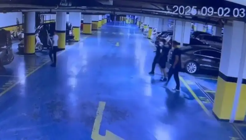 İzmir'de Kaçırılan Tekstilci İş İnsanı, Bağcılar'da Bulundu: 15 Milyon Lira Fidye İstendi