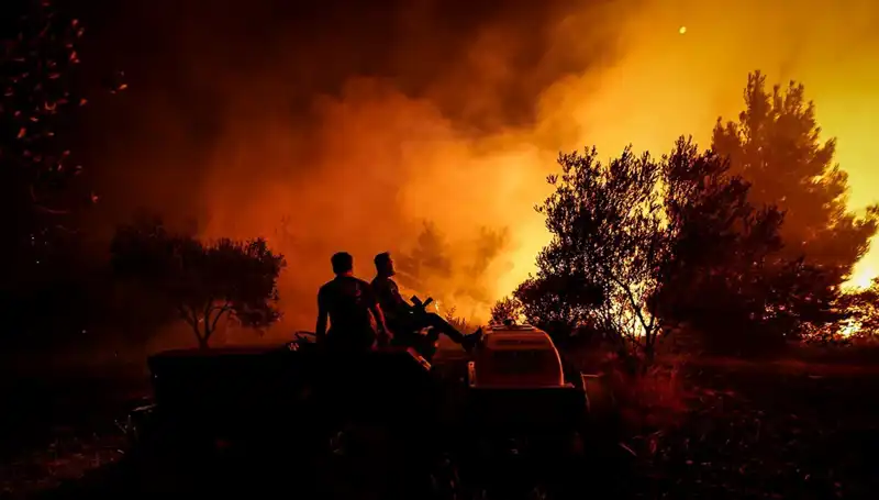 Çanakkale'deki Orman Yangını Neden Oldu? 785 Kişi Tahliye Edildi