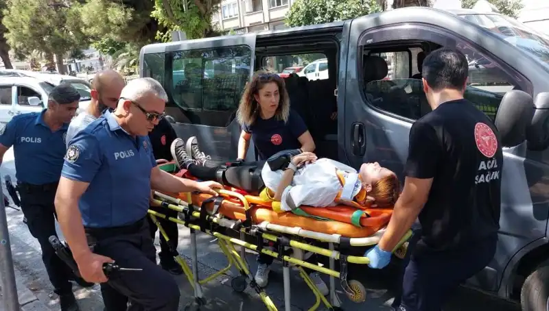 Samsun’da Minibüsün Kamyona Çarpması Sonucu Feci Kaza: Detaylar Burada!
