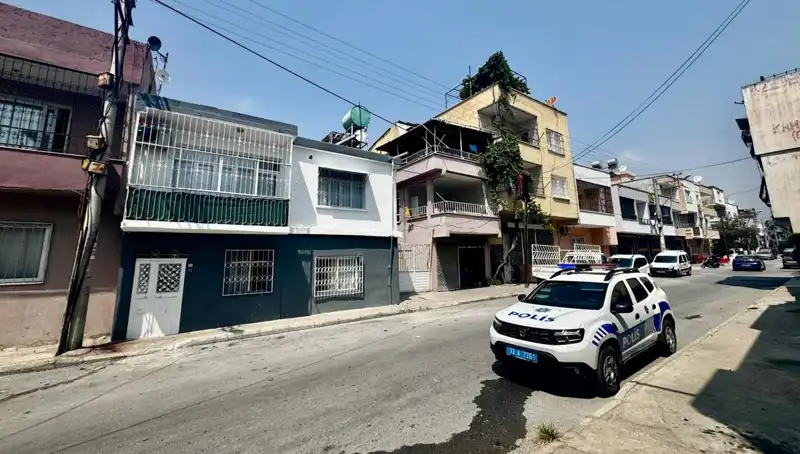 Silah Sesleri Sonrası Gelen Feci Haber: Anne ve Kızı Evde Ölü Bulundu