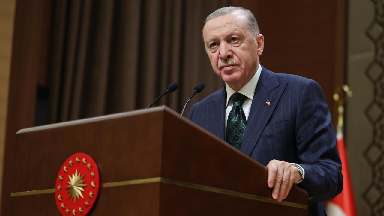 Cumhurbaşkanı Erdoğan, Türkiye'de 1 Günlük Milli Yas İlan Etti