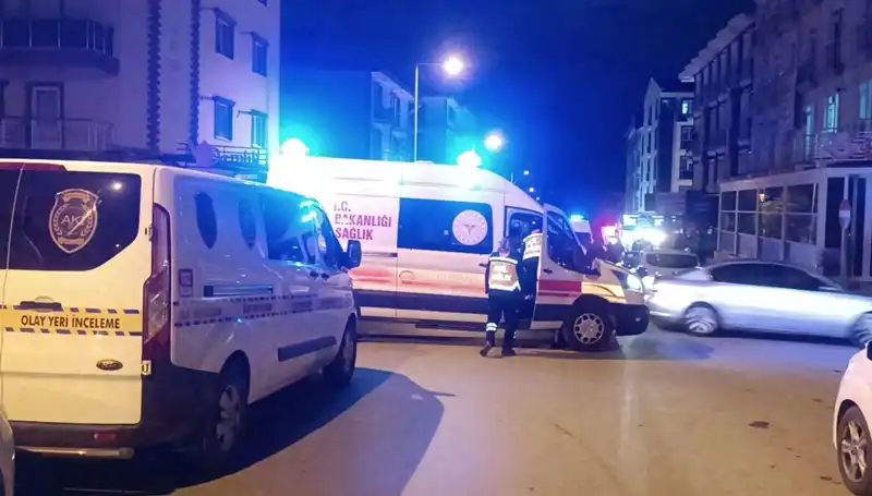 Kırıkkale'de Kanlı Kavga: Silah ve Bıçak Kullanıldı, 1 Ölü 3 Yaralı