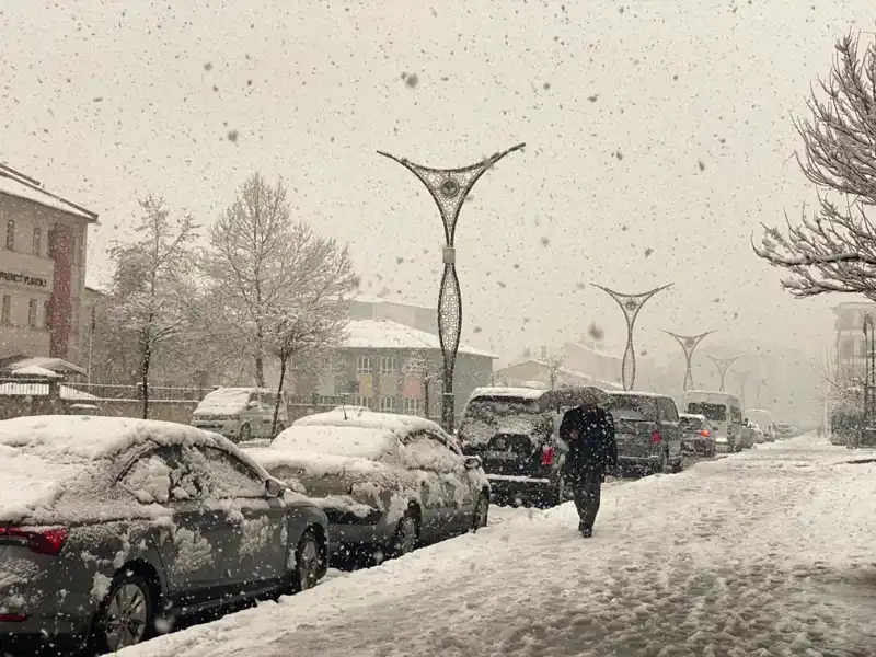 Kuvvetli Yağışlar İçin Uyarılar Gelmeye Devam Ediyor: Heyelan ve Çığ Tehlikesi Artıyor